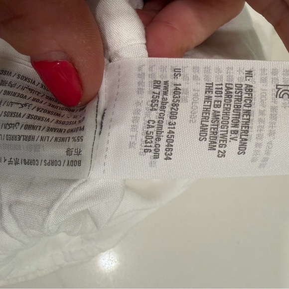 Abercrombie & Fitch Cream Linen Blend Tank with Adjustable Spaghetti Straps - Picture 8 of 8